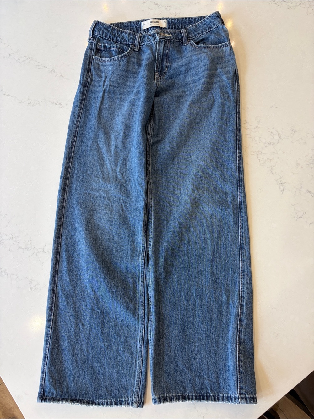 Like new Hollister low rise baggy